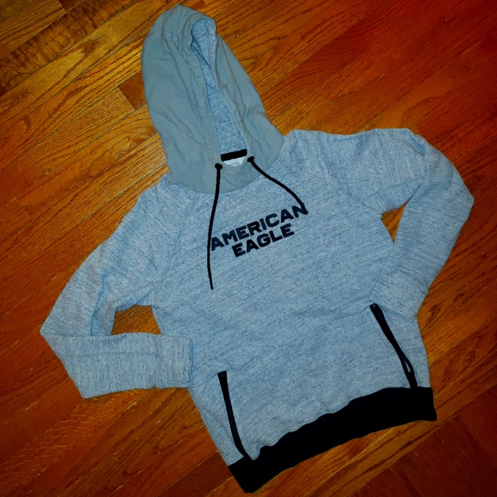 American Eagle gray hoody